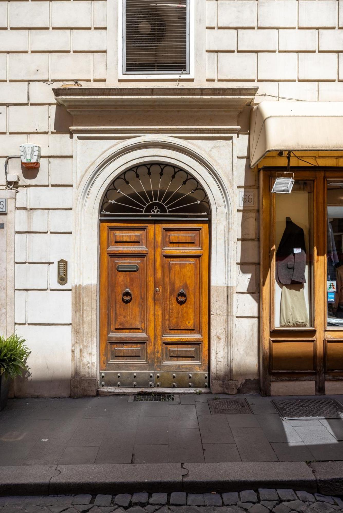 Charming Apartment At Spanish Steps, No Elevator Roma Eksteriør bilde