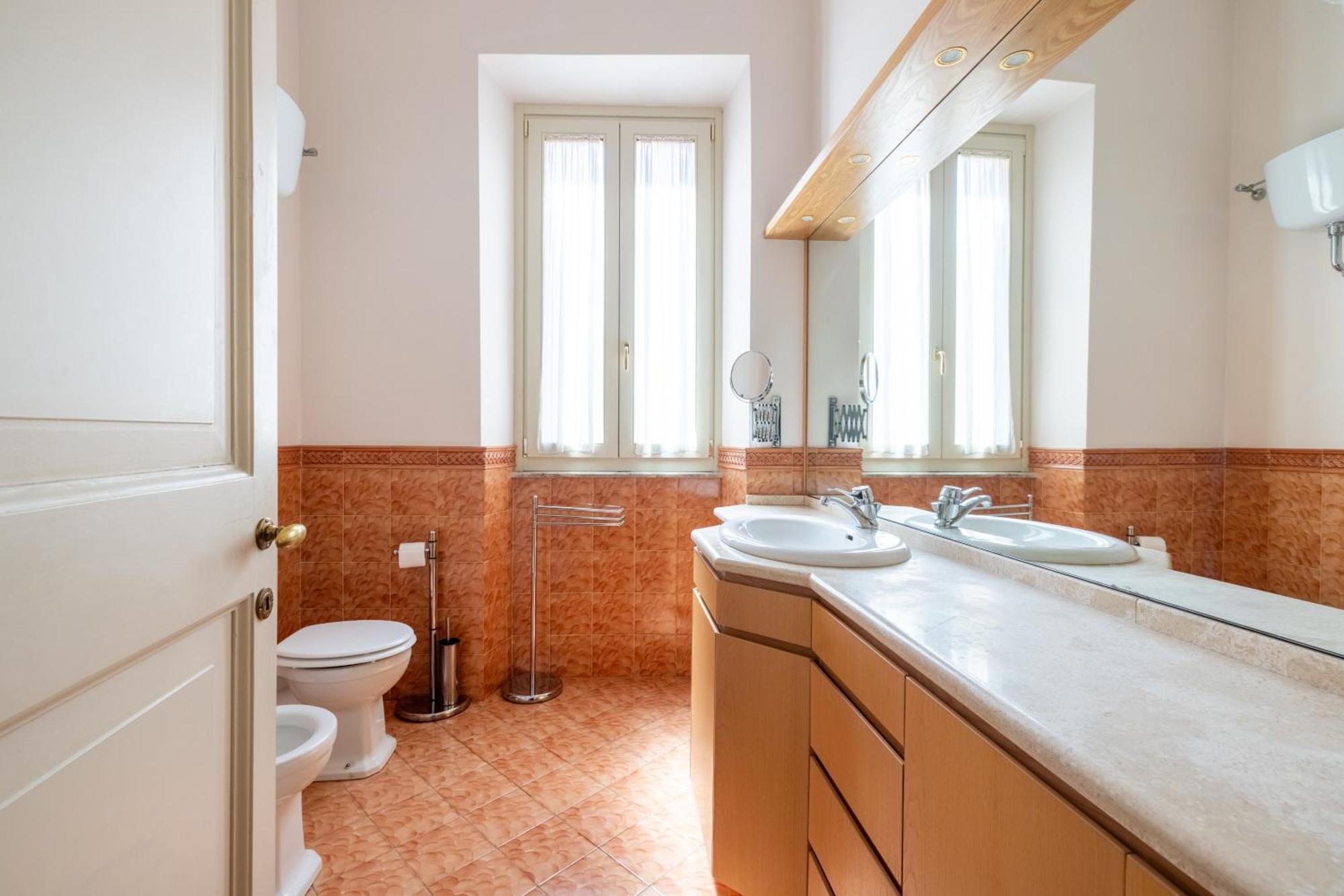 Charming Apartment At Spanish Steps, No Elevator Roma Eksteriør bilde